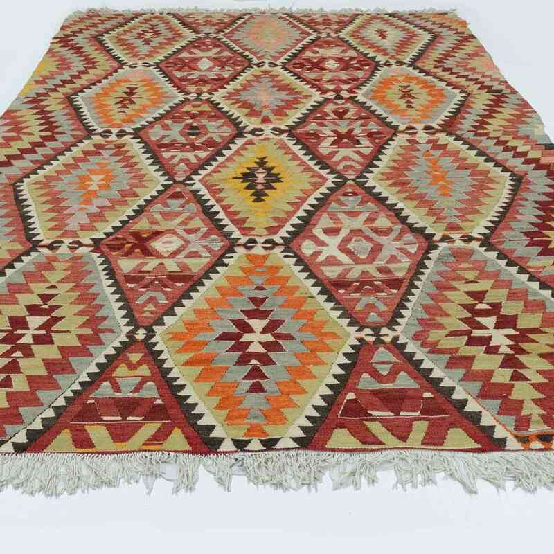 Red Vintage Esme Kilim Rug - 5' 8" x 10' 5" (68" x 125") - K0020835