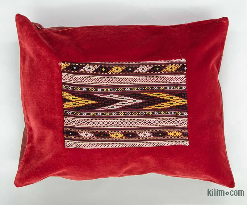 Kilim Pillow Cover - 1' 8" x 1' 4" (20" x 16") - K0027586