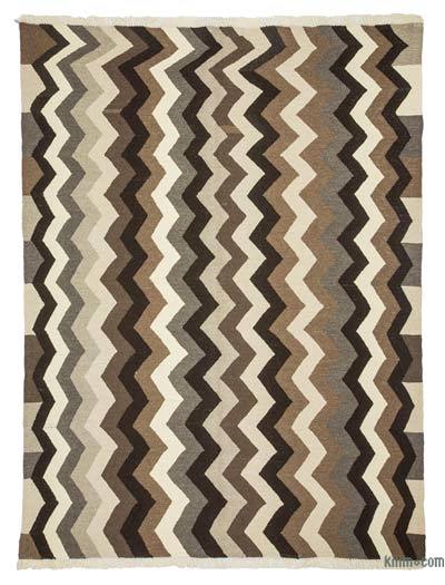 Brown, Beige New Handwoven Turkish Kilim Rug - 5' 10" x 7' 10" (70" x 94")