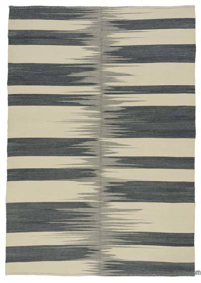 Beige, Gray Neo Caspian Kilim Rug - 5' 10" x 9' 1" (70" x 109")