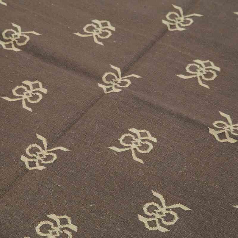 New Dhurrie Rug - 6' 1" x 8' 10" (73" x 106") - K0037330