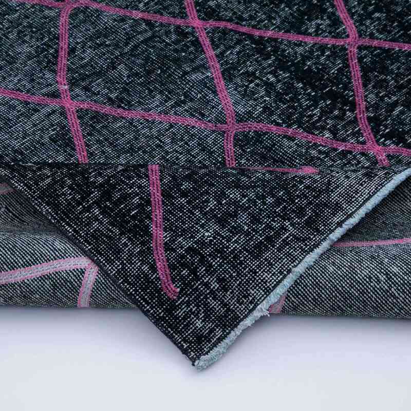 Negro Alfombra Turca bordada sobre teñida vintage - 148 cm x 352 cm - K0038617