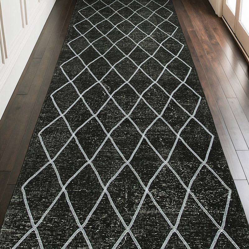 Negro Alfombra Turca bordada sobre teñida vintage - 144 cm x 374 cm - K0038621
