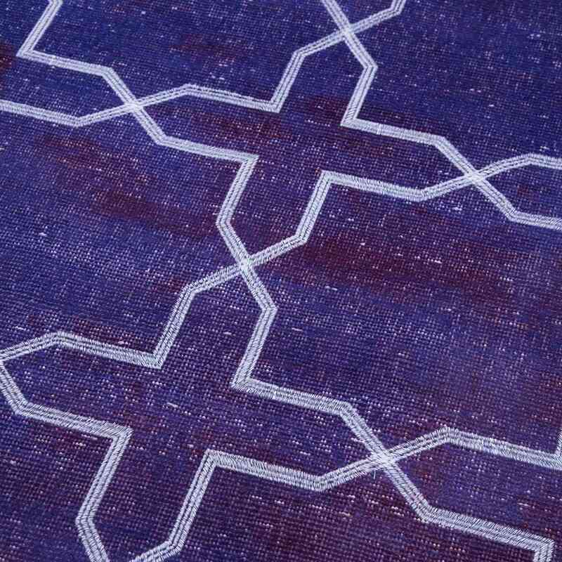 Púrpura Alfombra Turca bordada sobre teñida vintage - 137 cm x 316 cm - K0038668