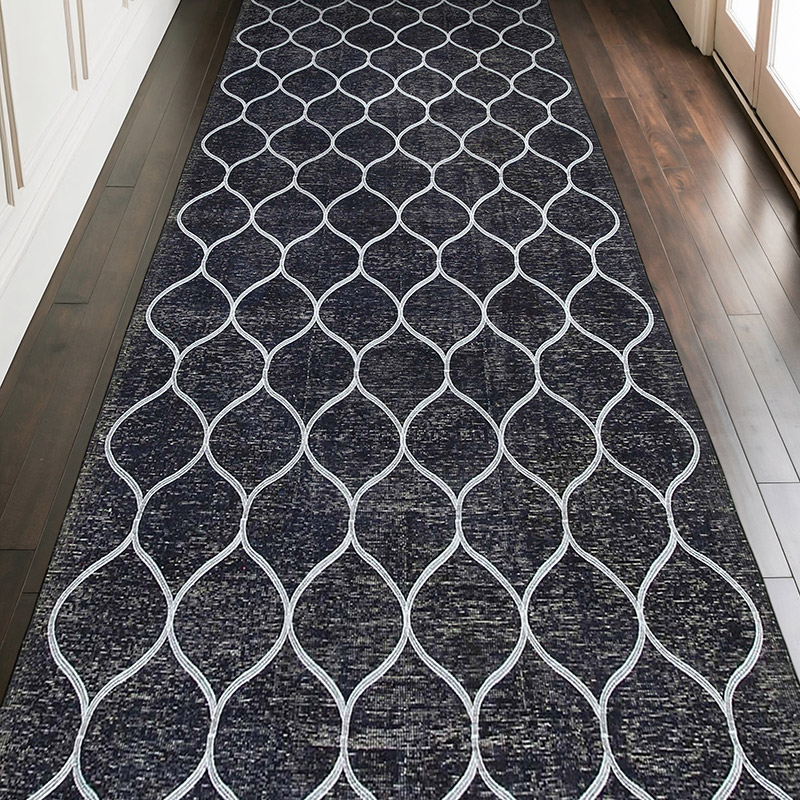 Negro Alfombra Turca bordada sobre teñida vintage - 147 cm x 370 cm - K0038707