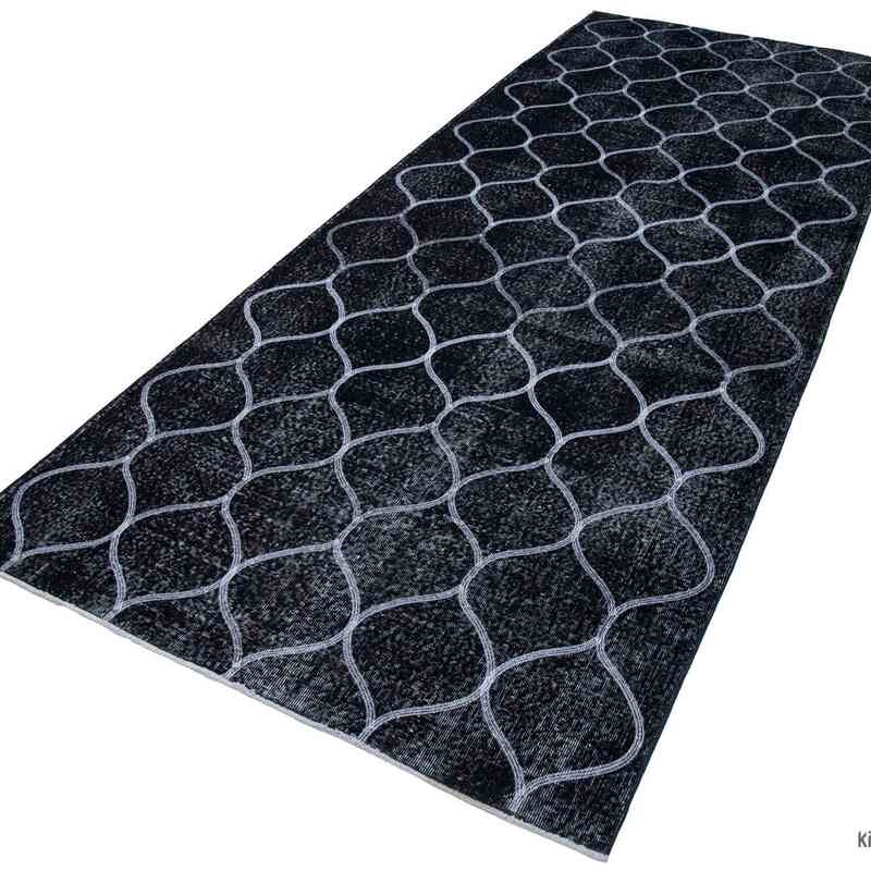 Negro Alfombra Turca bordada sobre teñida vintage - 142 cm x 360 cm - K0038756