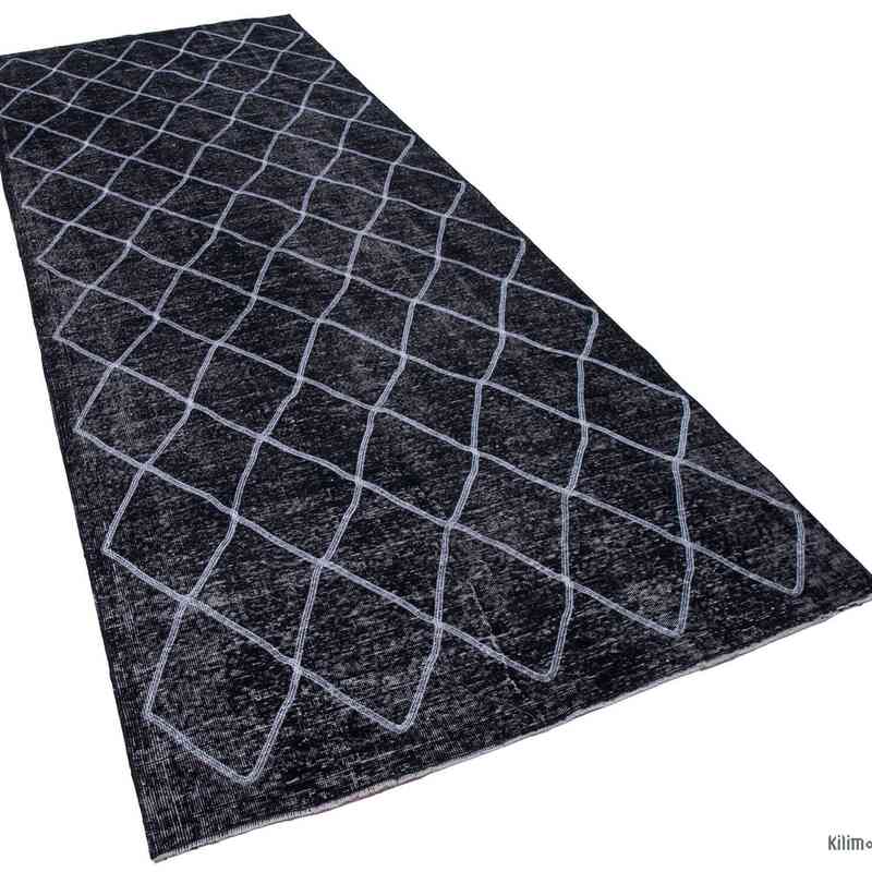 Negro Alfombra Turca bordada sobre teñida vintage - 144 cm x 377 cm - K0038784