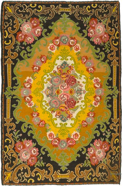 Vintage Handwoven Moldovan Kilim Rug - 6' 11" x 10' 10" (83" x 130")
