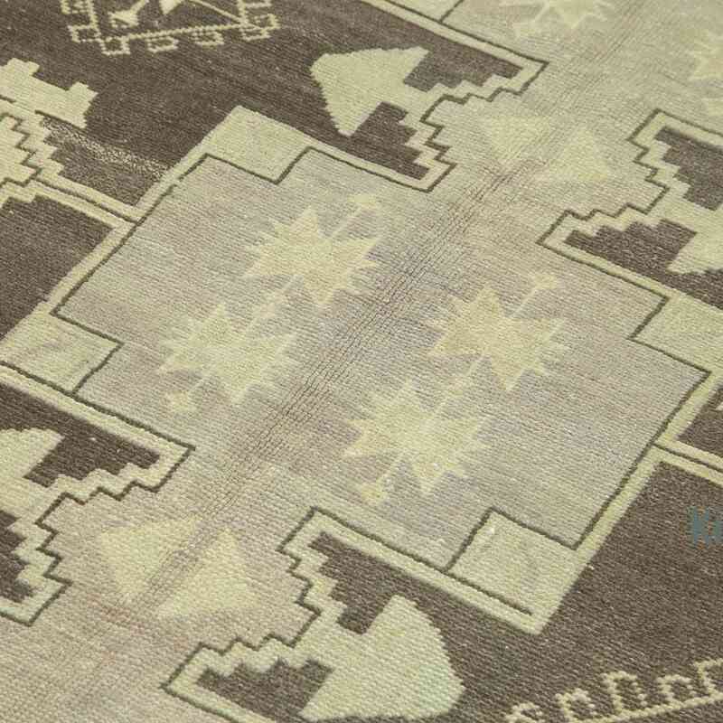 All Wool Hand-Knotted Vintage Turkish Rug - 4' 10" x 9'  (58" x 108") - K0039815