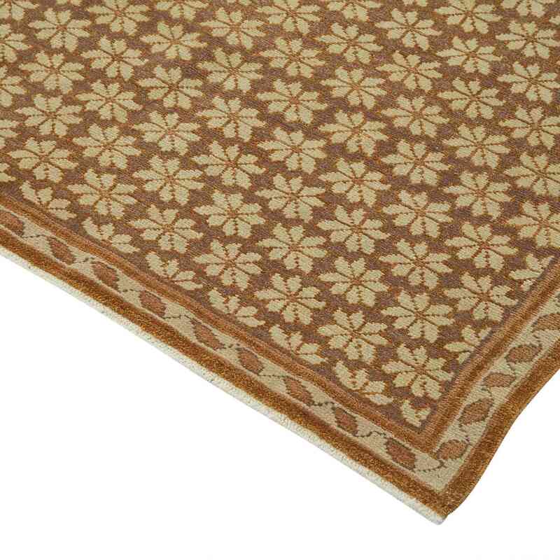 New Hand Knotted Wool Oushak Rug - 8' 2" x 9' 11" (98" x 119") - K0040557