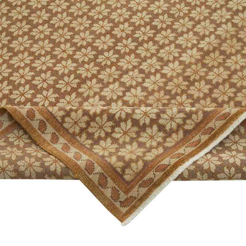 New Hand Knotted Wool Oushak Rug - 8' 2" x 9' 11" (98" x 119") - K0040557