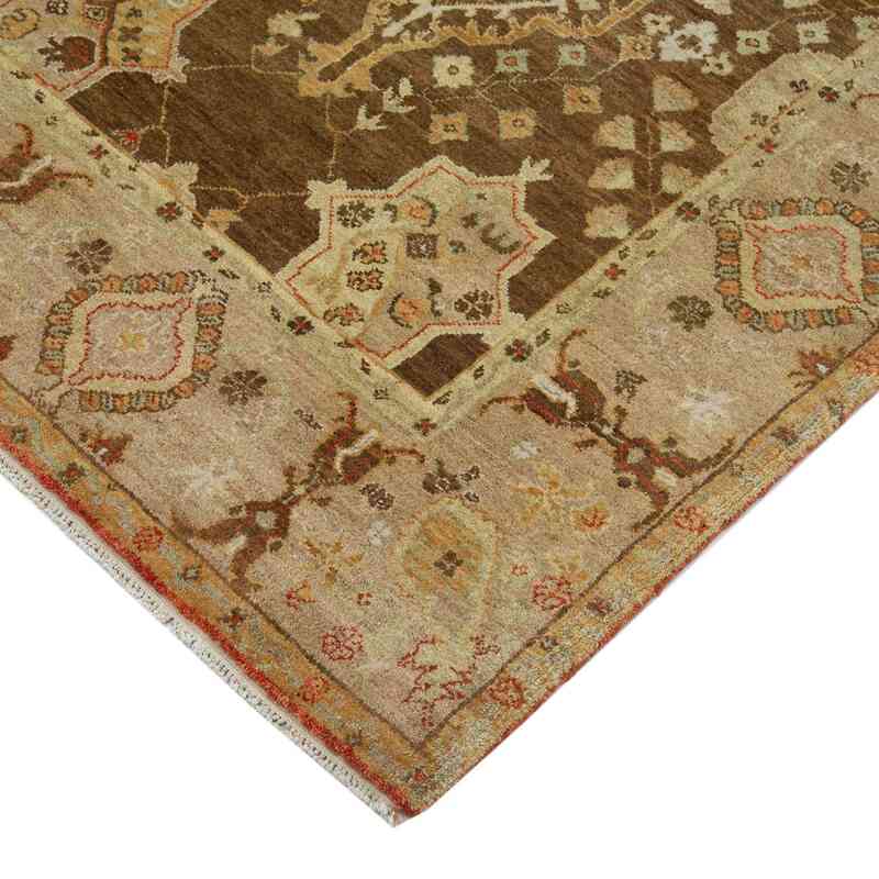 New Hand Knotted All Wool Oushak Rug - 5' 11" x 8' 11" (71" x 107") - K0040605