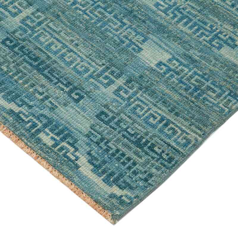New Hand Knotted Wool Rug - 8' 4" x 9' 10" (100" x 118") - K0040853