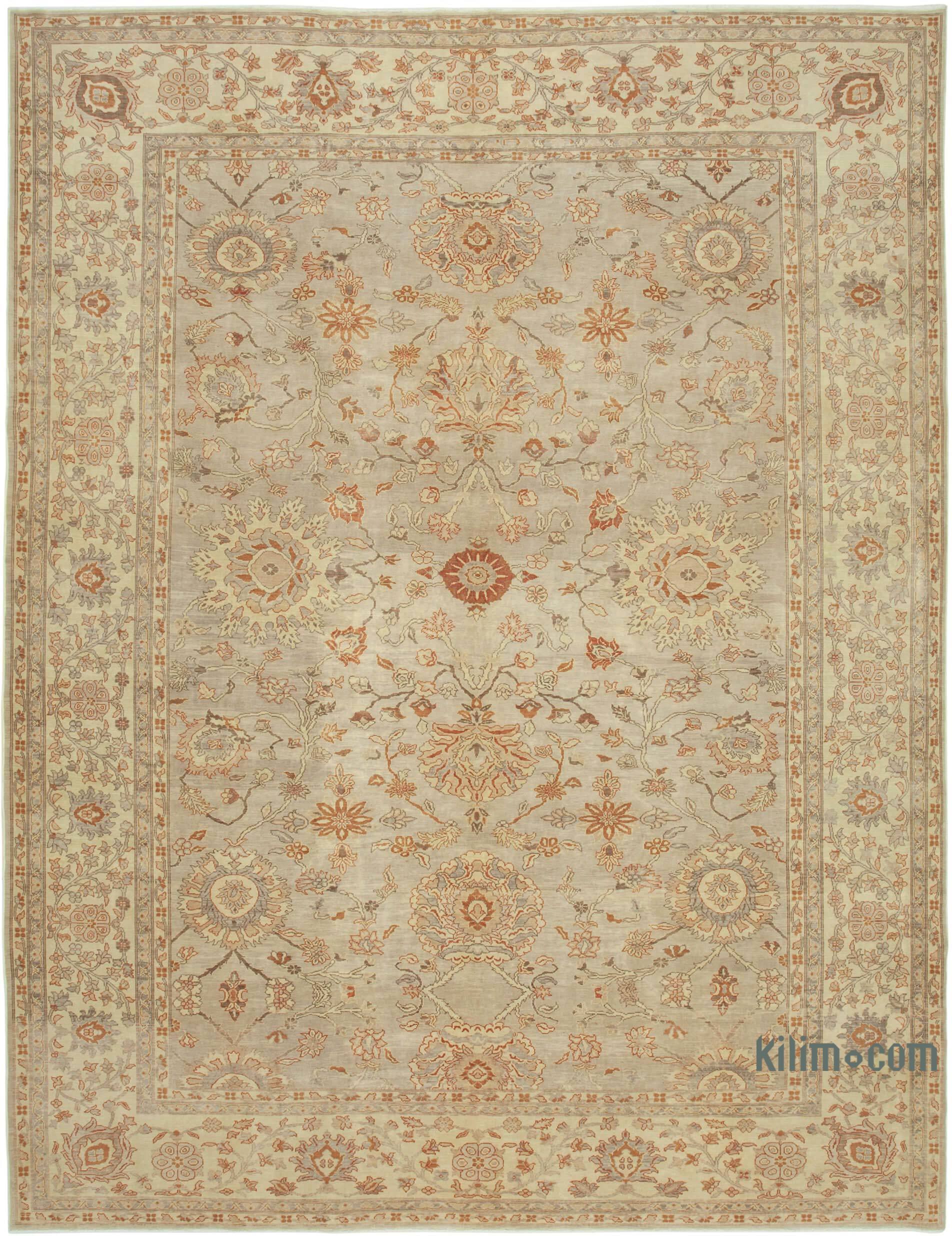 Hand Knotted Wool Oushak Rug