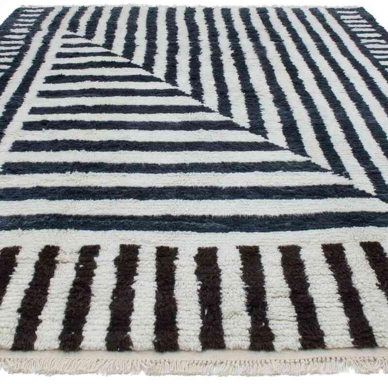 New Turkish Tulu Rug - 7' 8" x 10' 3" (92" x 123") - K0050438