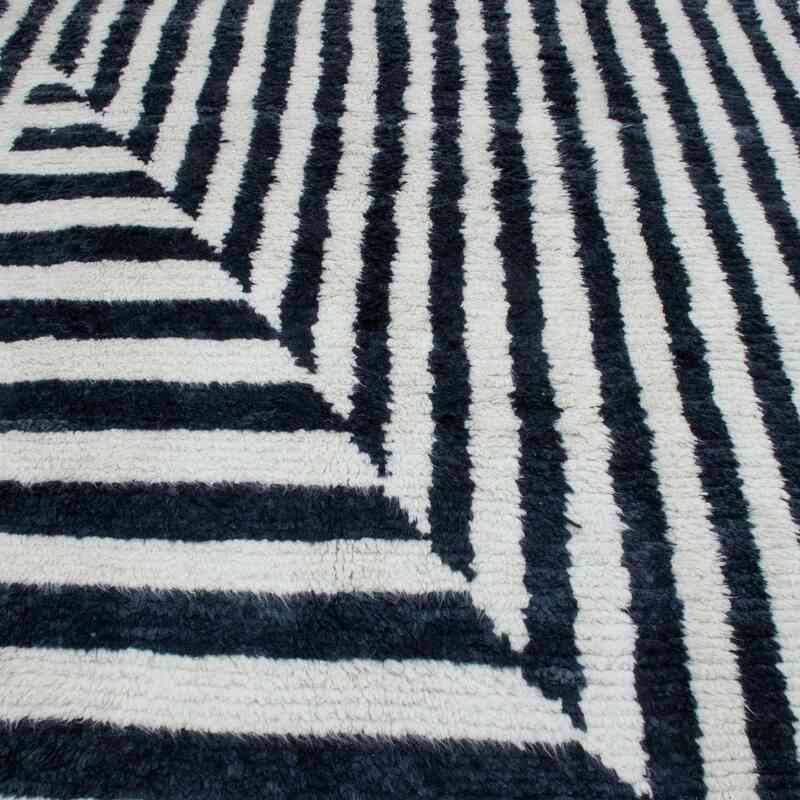New Turkish Tulu Rug - 7' 8" x 10' 3" (92" x 123") - K0050438