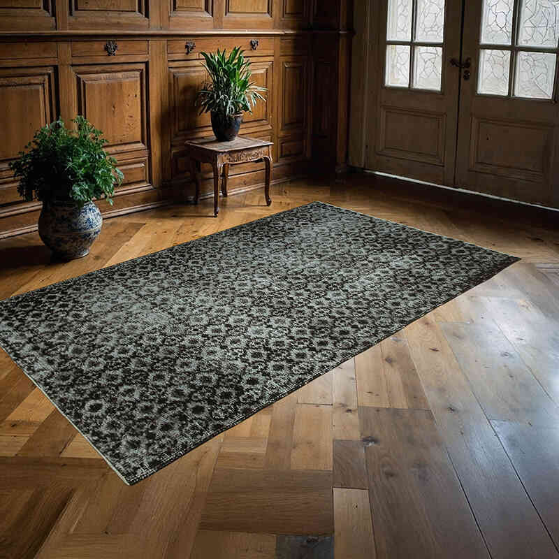 Hand Carved Over-Dyed Rug - 4' 6" x 7' 8" (54" x 92") - K0051926
