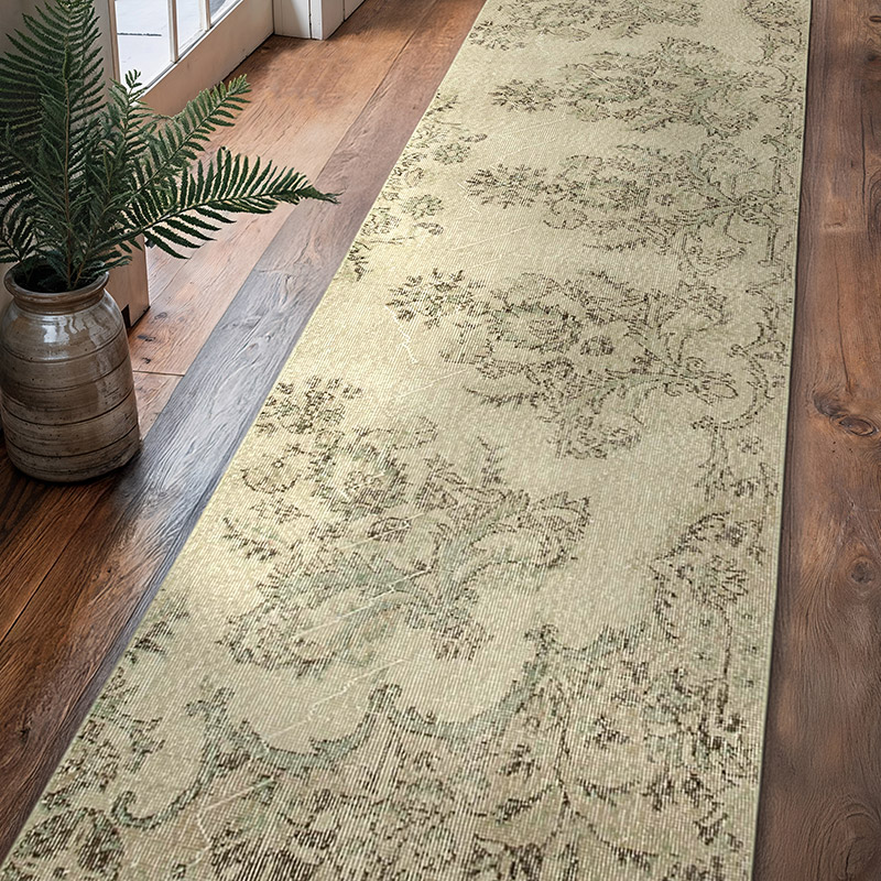 Vintage Turkish Runner Rug - 2' 10" x 10' 7" (34" x 127") - K0052167