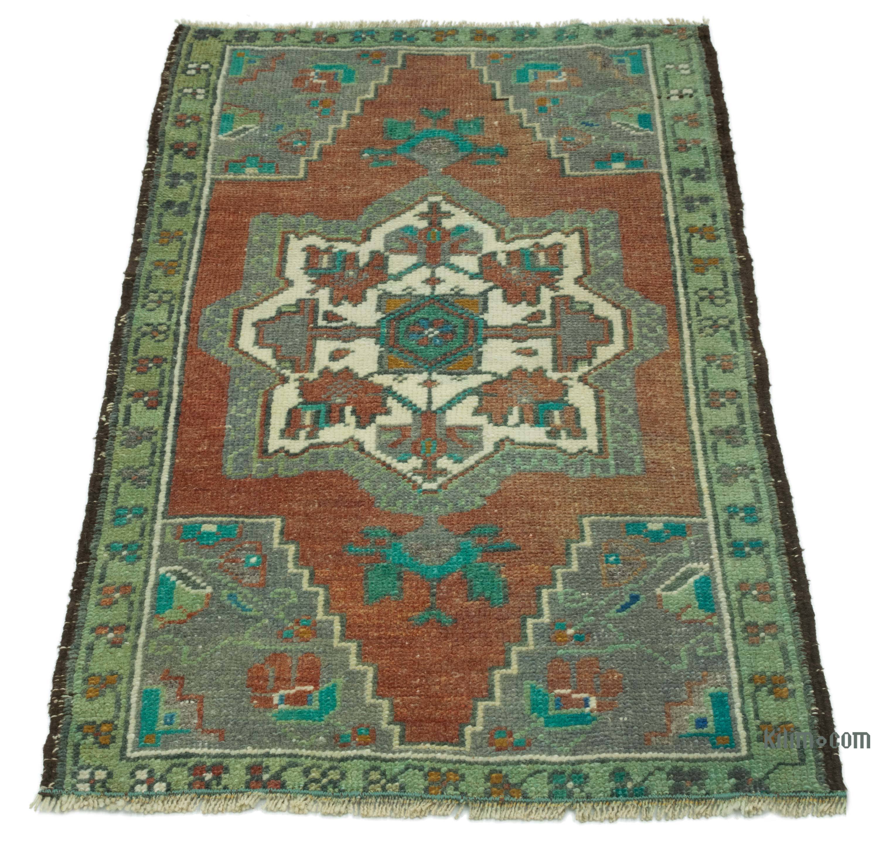 Vintage Turkish Hand-Knotted Rug - 1' 8 x 2' 9 (20 x 33)