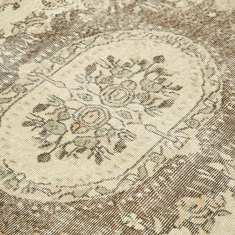 Vintage Turkish Hand-Knotted Rug - 5' 5" x 9'  (65" x 108") - K0055523