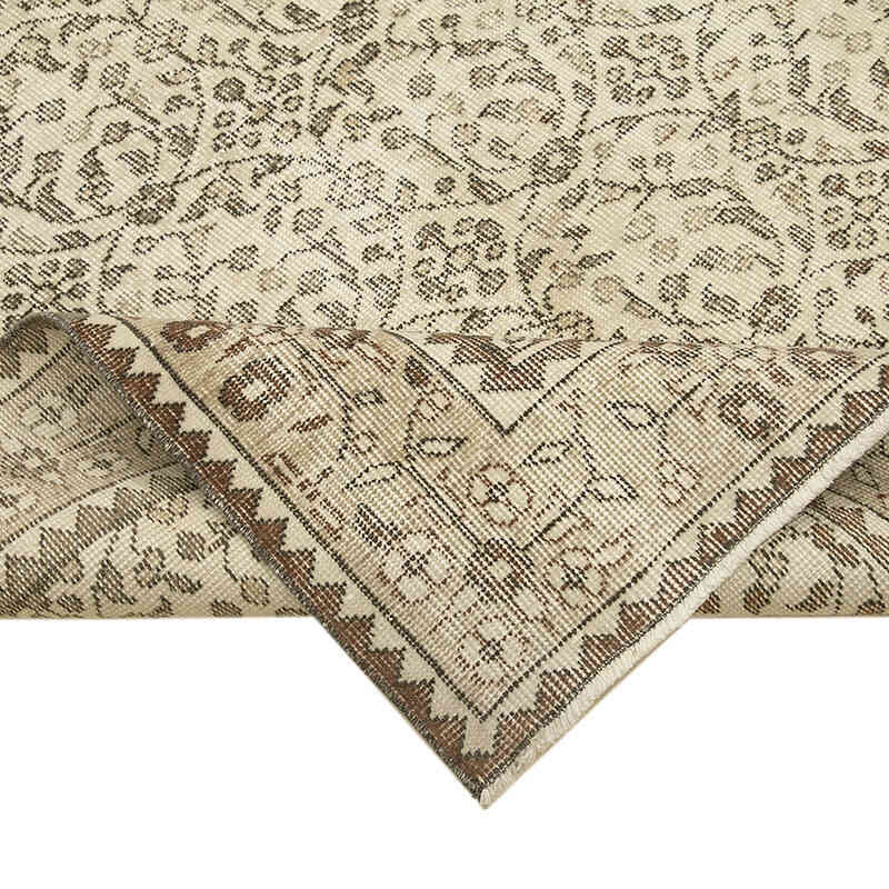 Vintage Turkish Hand-Knotted Rug - 5' 7" x 9' 4" (67" x 112") - K0055576