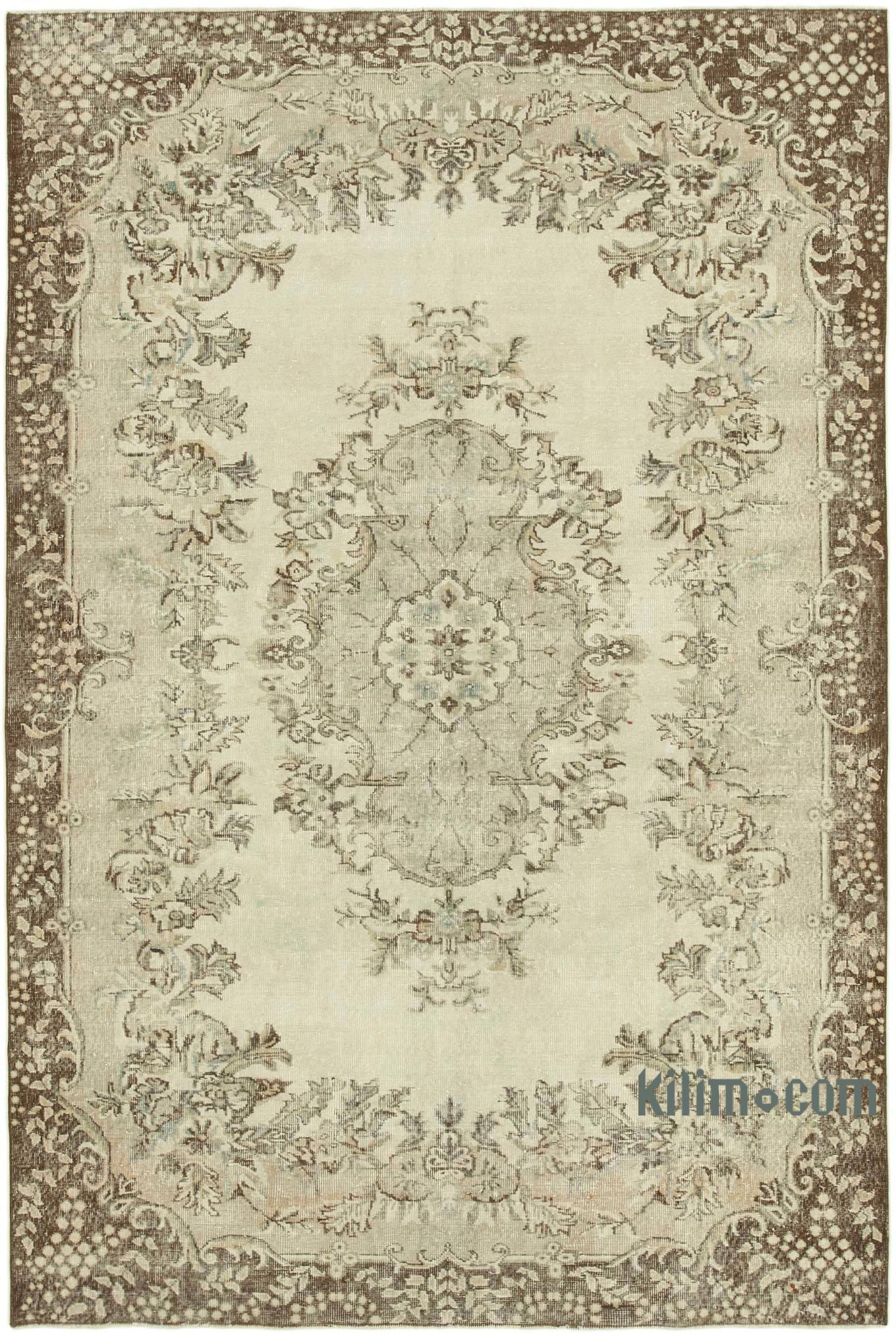 K0062696 Vintage Turkish Hand-Knotted Rug - 2' 4 x 3' 5 (28 x 41)  The  Source for Vintage Rugs, Tribal Kilim Rugs, Wool Turkish Rugs, Overdyed  Persian Rugs, Runner Rugs, Patchwork