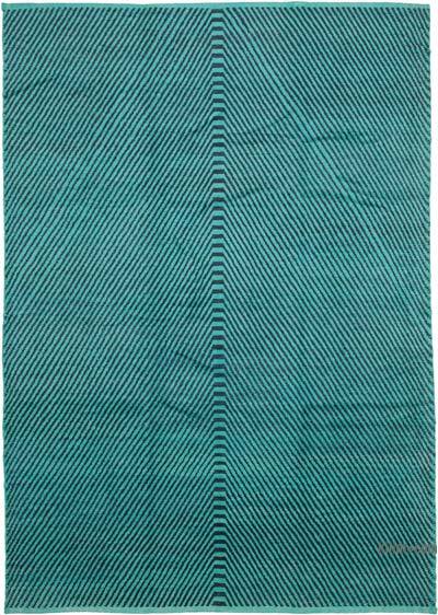 New Hand-Knotted Rug - 8' 11" x 12' 5" (107" x 149")