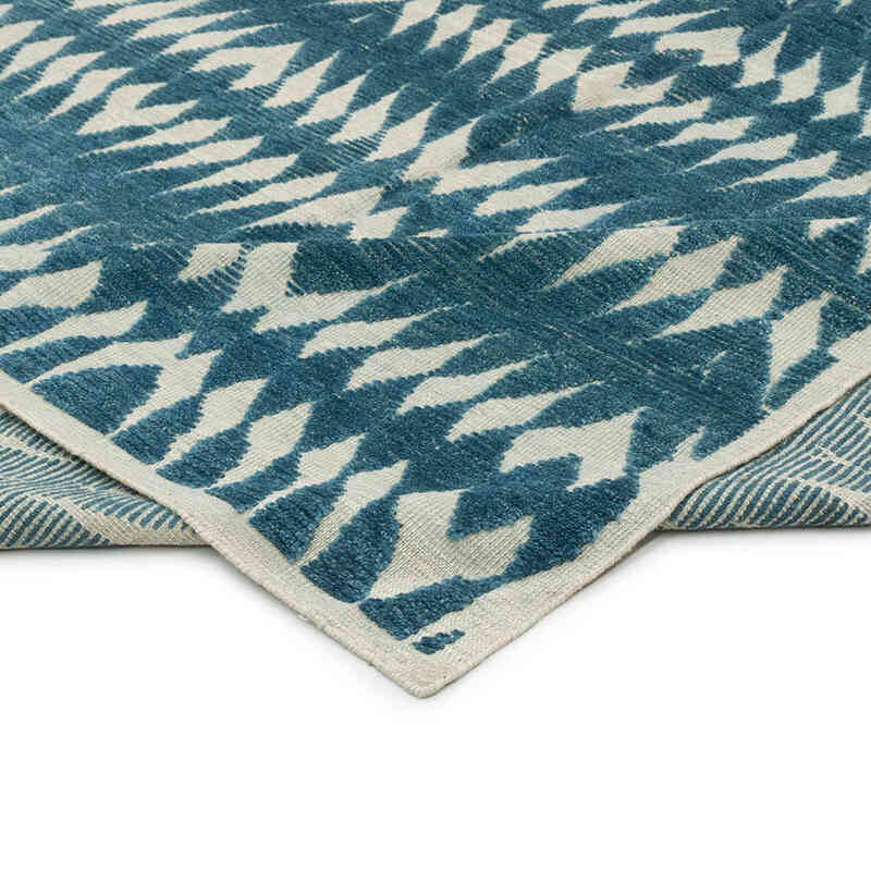New Hand-Knotted Rug - 8'  x 10' 1" (96" x 121") - K0057039