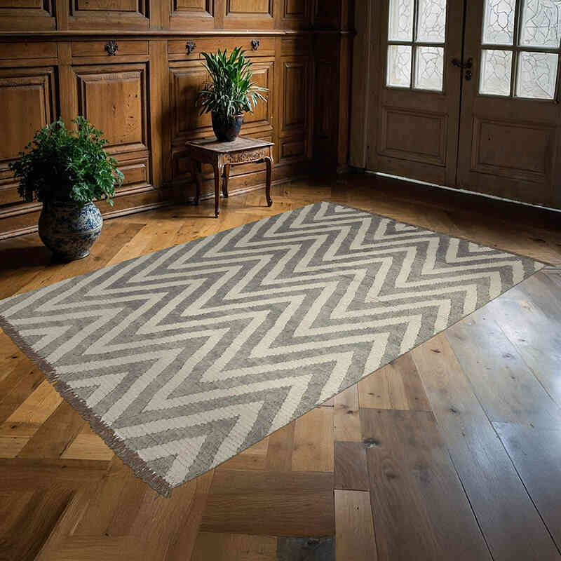 New Turkish Tulu Rug - 5' 6" x 8' 6" (66" x 102") - K0057060