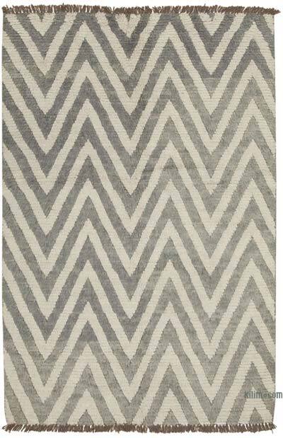 New Turkish Tulu Rug - 5' 6" x 8' 6" (66" x 102")