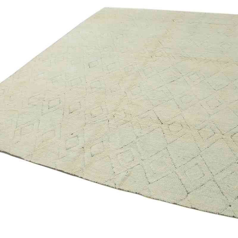 New Hand-Knotted Rug - 8' 9" x 11' 3" (105" x 135") - K0057097