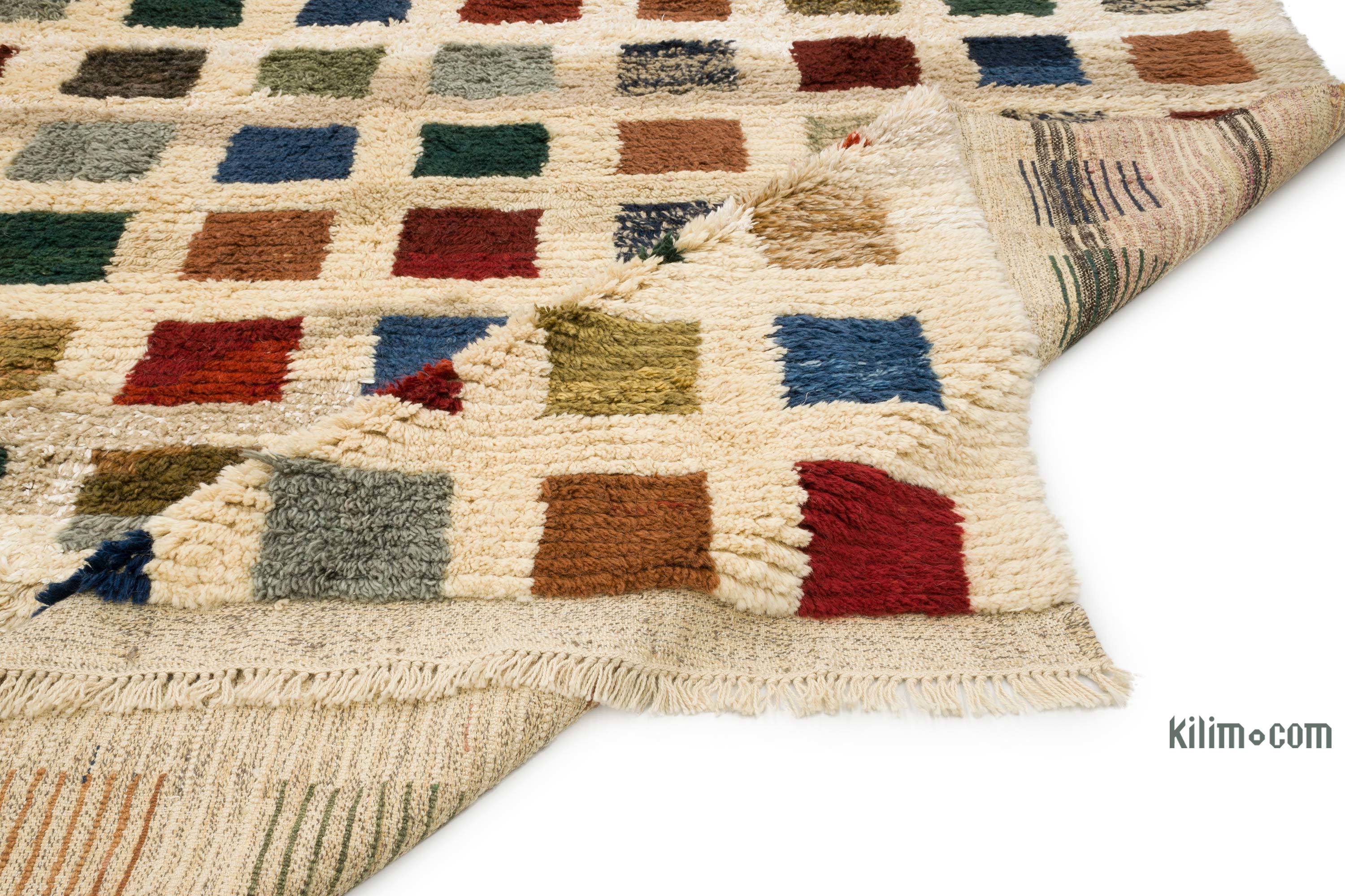 Kadifeteks Turkish Light Weight Rug 41 X 26 1/2