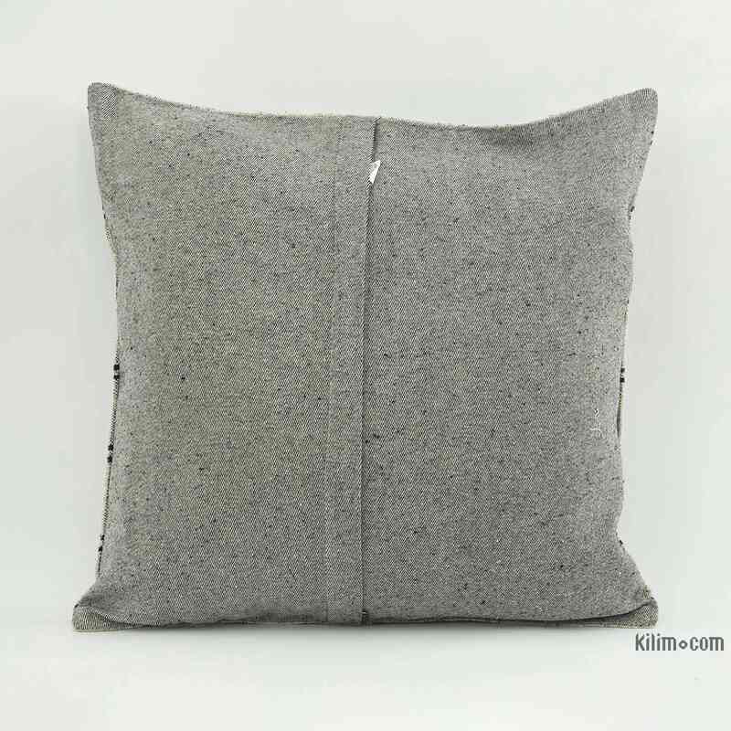 Kilim Pillow Cover - 1' 8" x 1' 8" (20" x 20") - K0058766