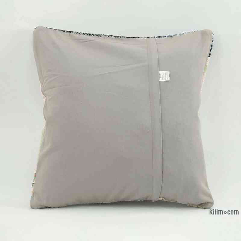 Kilim Pillow Cover - 1' 8" x 1' 8" (20" x 20") - K0058791