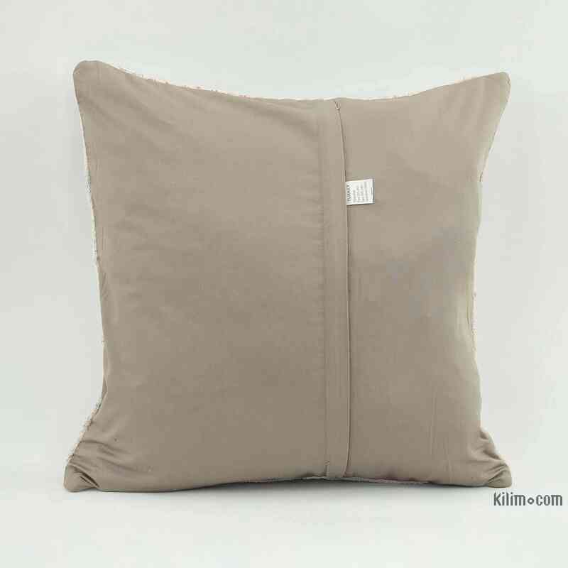 Kilim Pillow Cover - 1' 8" x 1' 8" (20" x 20") - K0058795