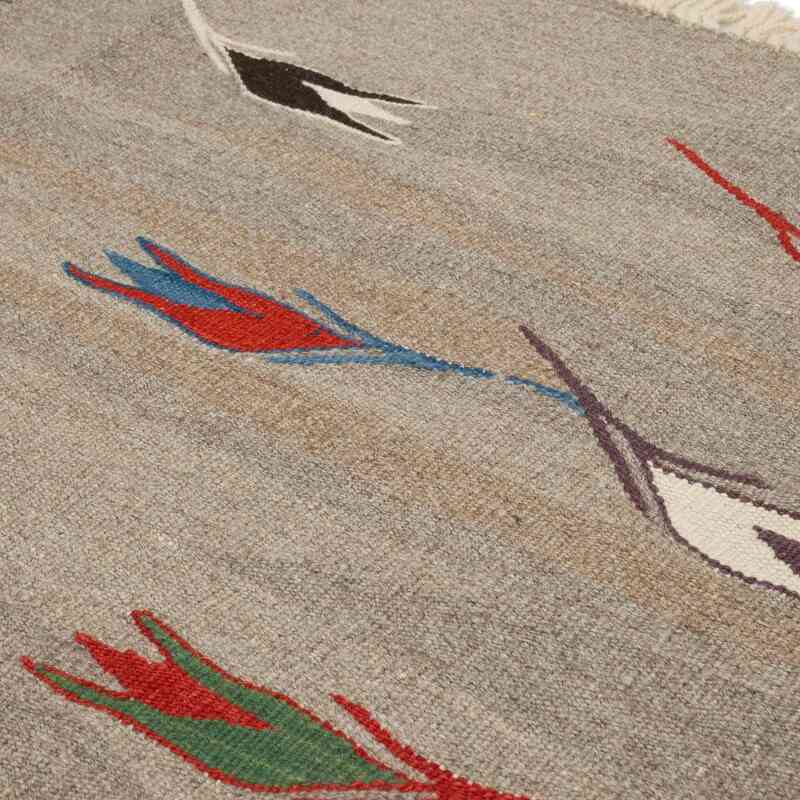New Handwoven Turkish Kilim Rug - 4'  x 5' 10" (48" x 70") - K0059548