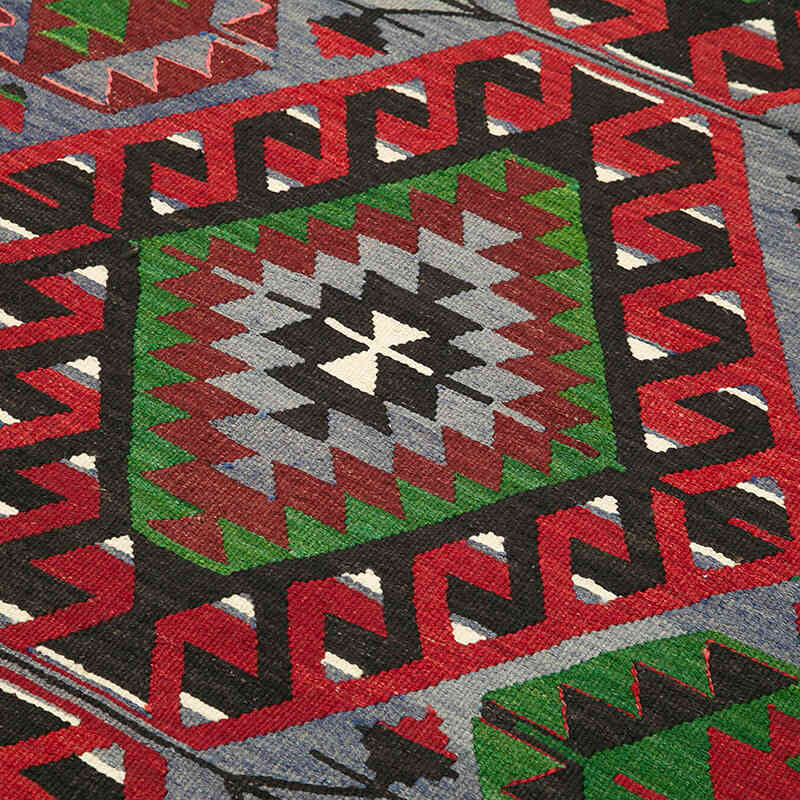 Vintage Turkish Kilim Rug - 5' 3" x 9' 6" (63" x 114") - K0060479