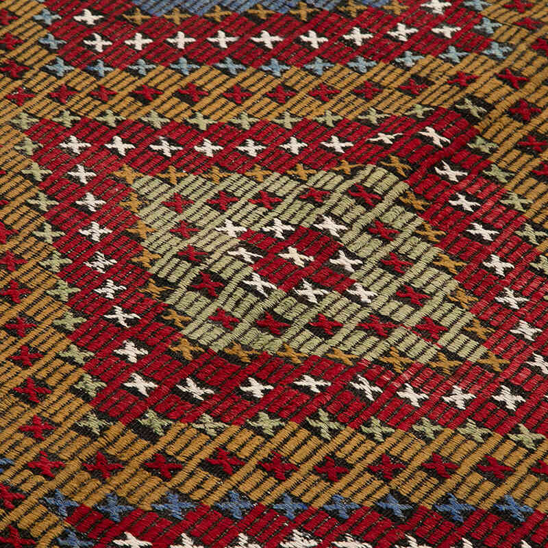 Vintage Anatolian Jijim Rug - 6' 4" x 10' 7" (76" x 127") - K0060676