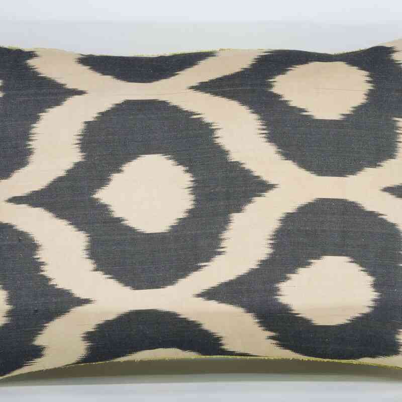 Velvet Ikat Pillow Cover - 2'  x 1' 4" (24" x 16") - K0060997