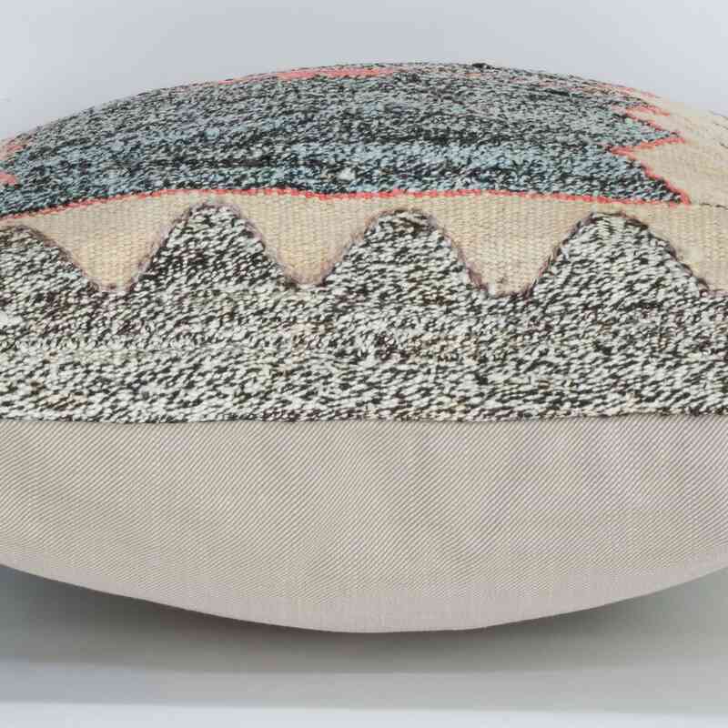 Kilim Pillow Cover - 1' 8" x 1' 8" (20" x 20") - K0061010
