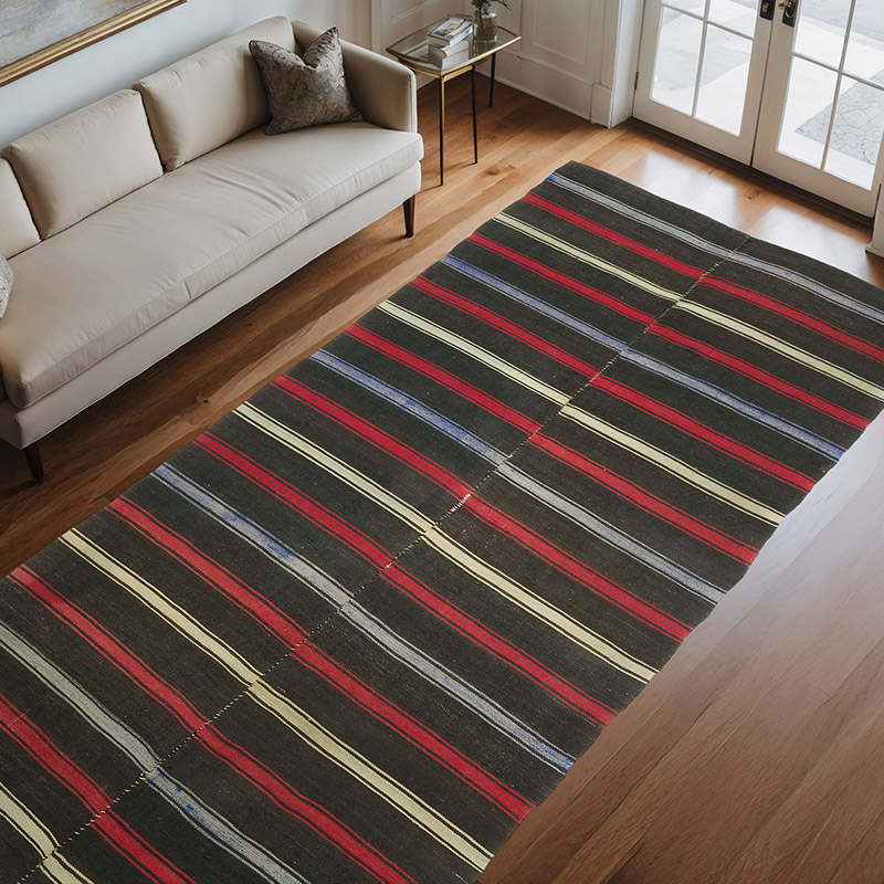 Vintage Anatolian Kilim Rug - 5' 7" x 11' 3" (67" x 135") - K0061090