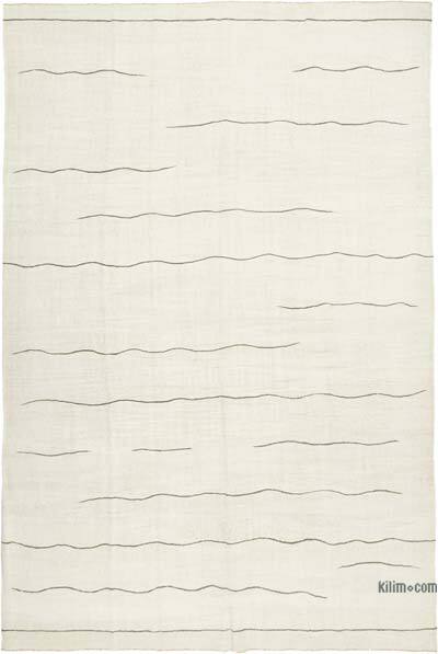 New Contemporary Handwoven Kilim Rug - 9' 3" x 13' 7" (111" x 163") - Vintage Yarn