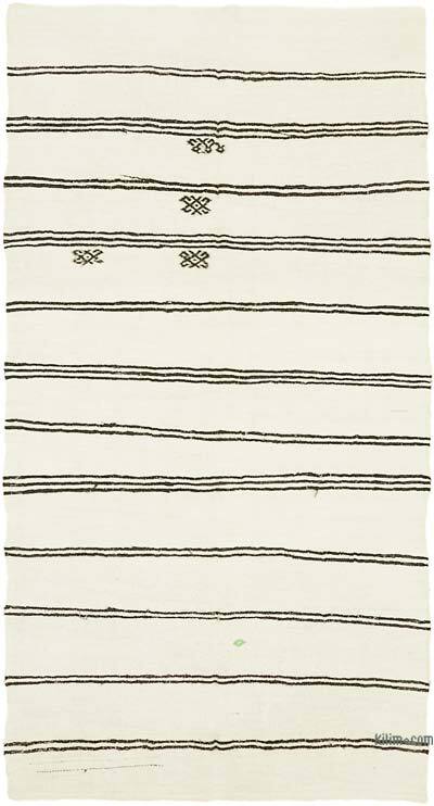 Vintage Anatolian Hemp Kilim Rug - 5' 11" x 10' 11" (71" x 131")