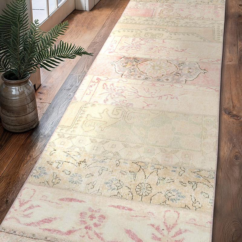 Vintage Turkish Hand-Knotted Runner - 2' 6" x 9' 10" (30" x 118") - K0061696