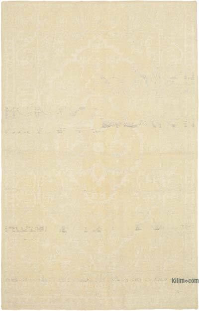 New Hand-Knotted Rug - 5'  x 7' 10" (60" x 94")