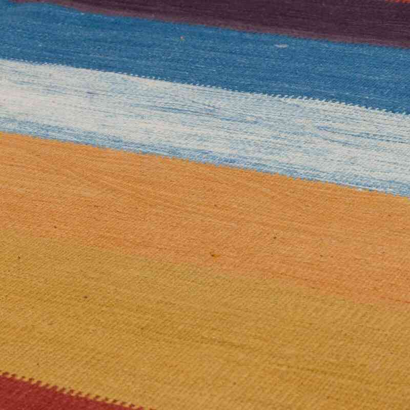 New Handwoven Turkish Kilim Rug - 5'  x 7' 5" (60" x 89") - K0062540