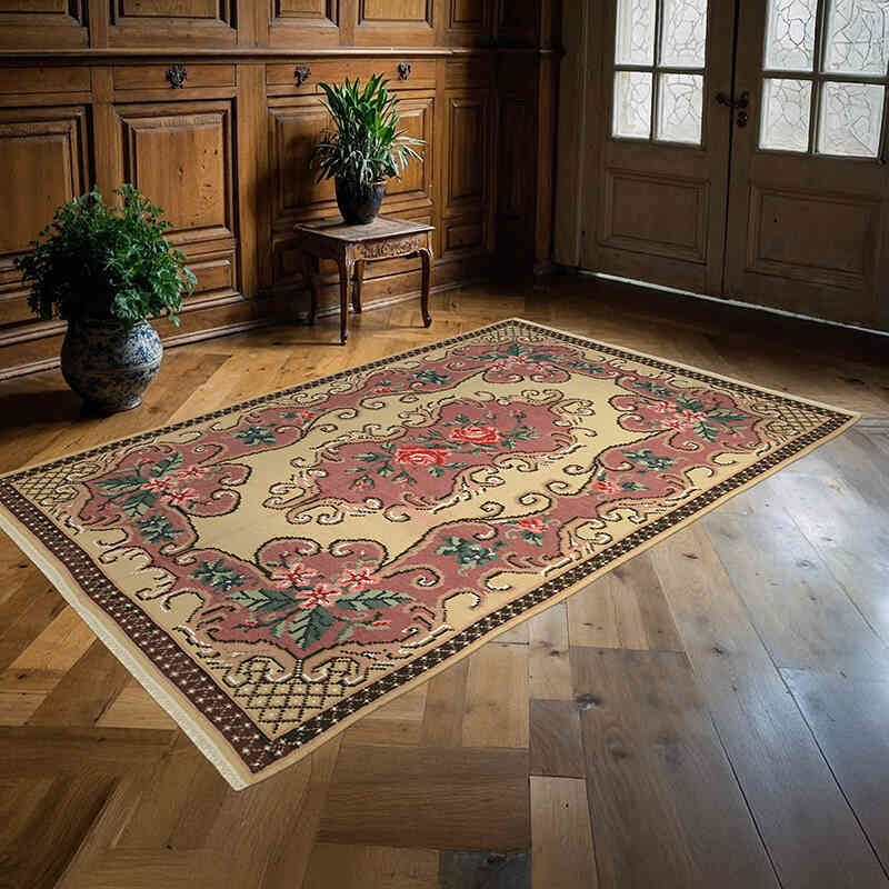 Vintage Handwoven Moldovan Kilim Rug - 5' 7" x 8' 8" (67" x 104") - K0062569