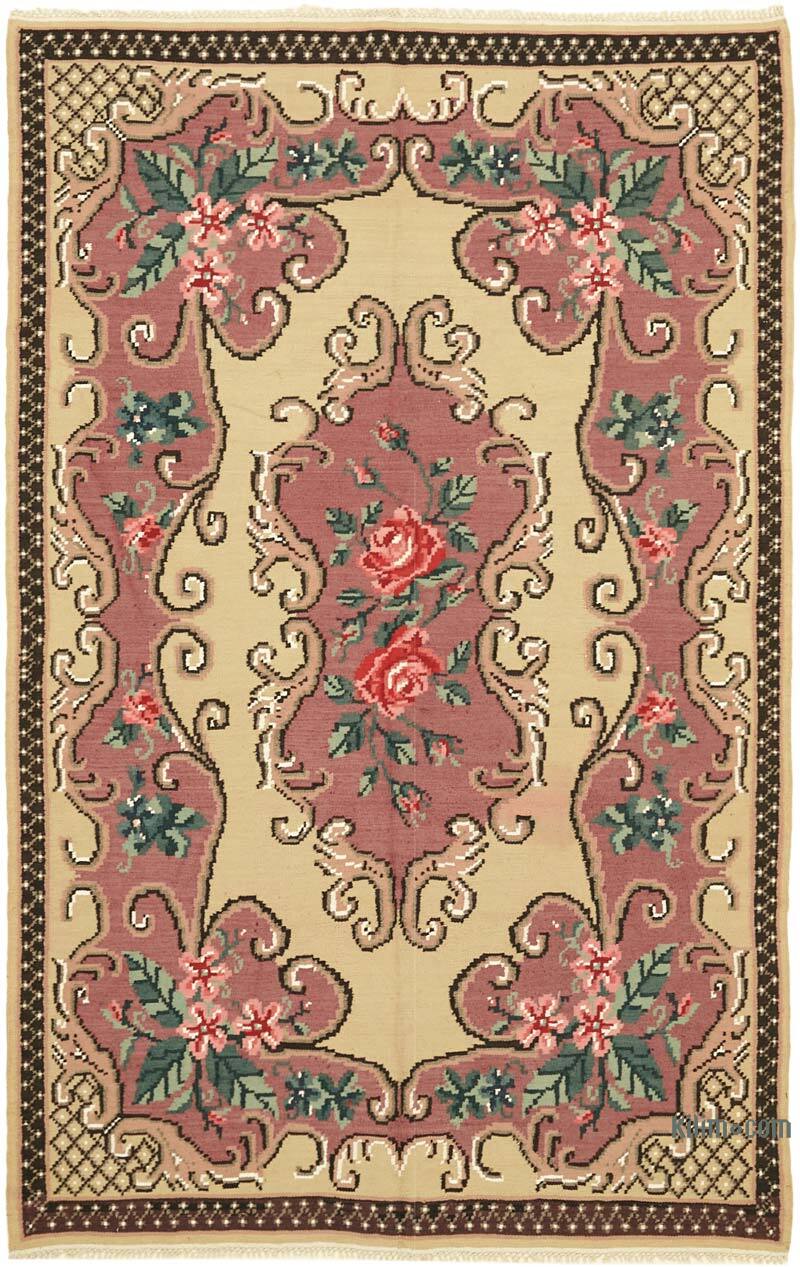 Vintage Handwoven Moldovan Kilim Rug - 5' 7" x 8' 8" (67" x 104") - K0062569