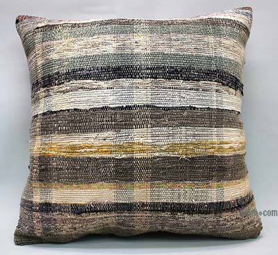 Kilim Pillow Cover - 1' 8" x 1' 8" (20" x 20")
