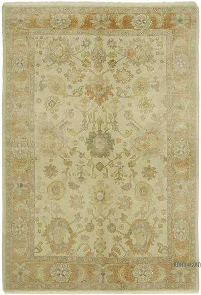 New Hand Knotted Wool Oushak Rug - 5' 8" x 8' 1" (68" x 97")